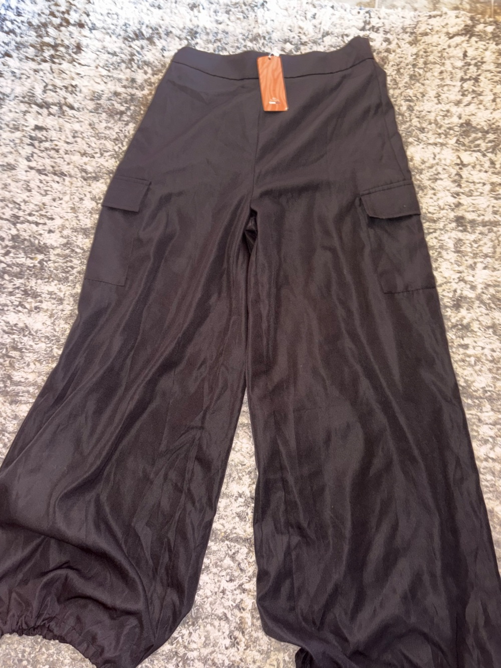 SHEIN Black Wide-Leg Cargo Pants